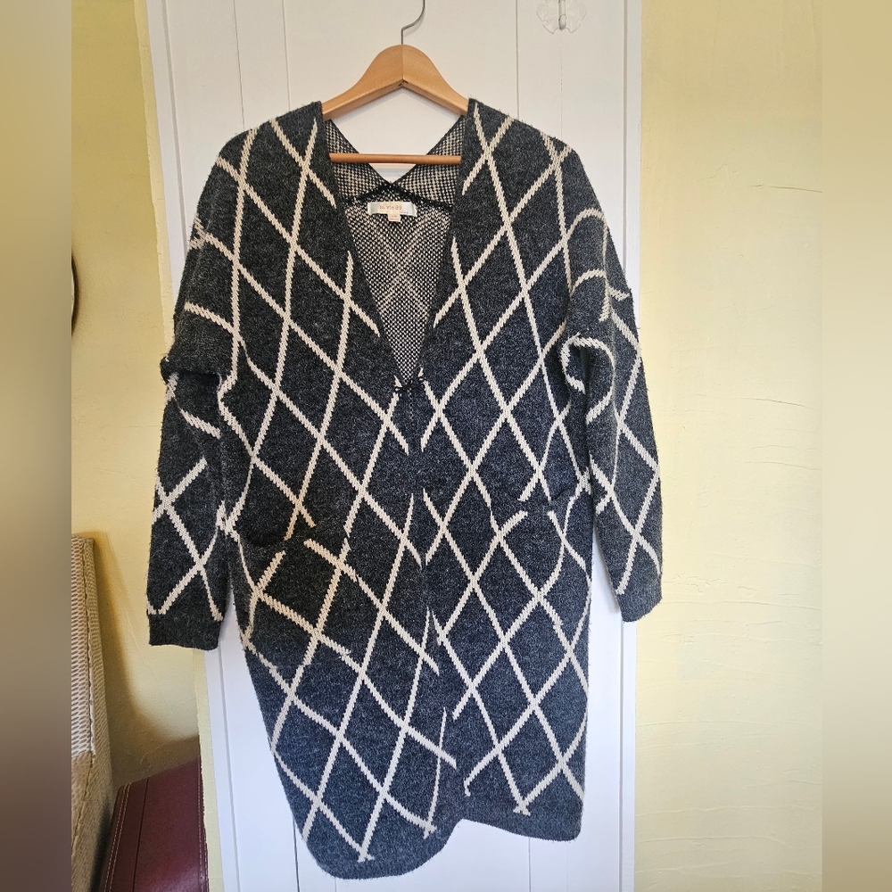 La Vie 89 Open Cardigan Sweater